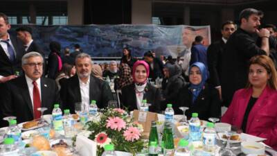 Hatay’da düzenlenen “Türkiye Yüzyılı Kardeşlik İftarı” programında konuşan AK Parti