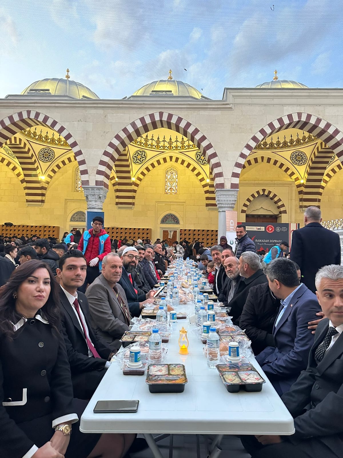 UID tarafından KKTC’de düzenlenen iftar programı, siyasetçi, bürokrat ve sivil