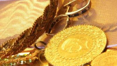 Banka kanalıyla yapılan altın alımlarına yeni bir vergi düzenlemesi getirildi.