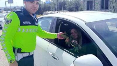 Hatay İl Jandarma Komutanlığı ekipleri, 8 Mart Dünya Kadınlar Günü