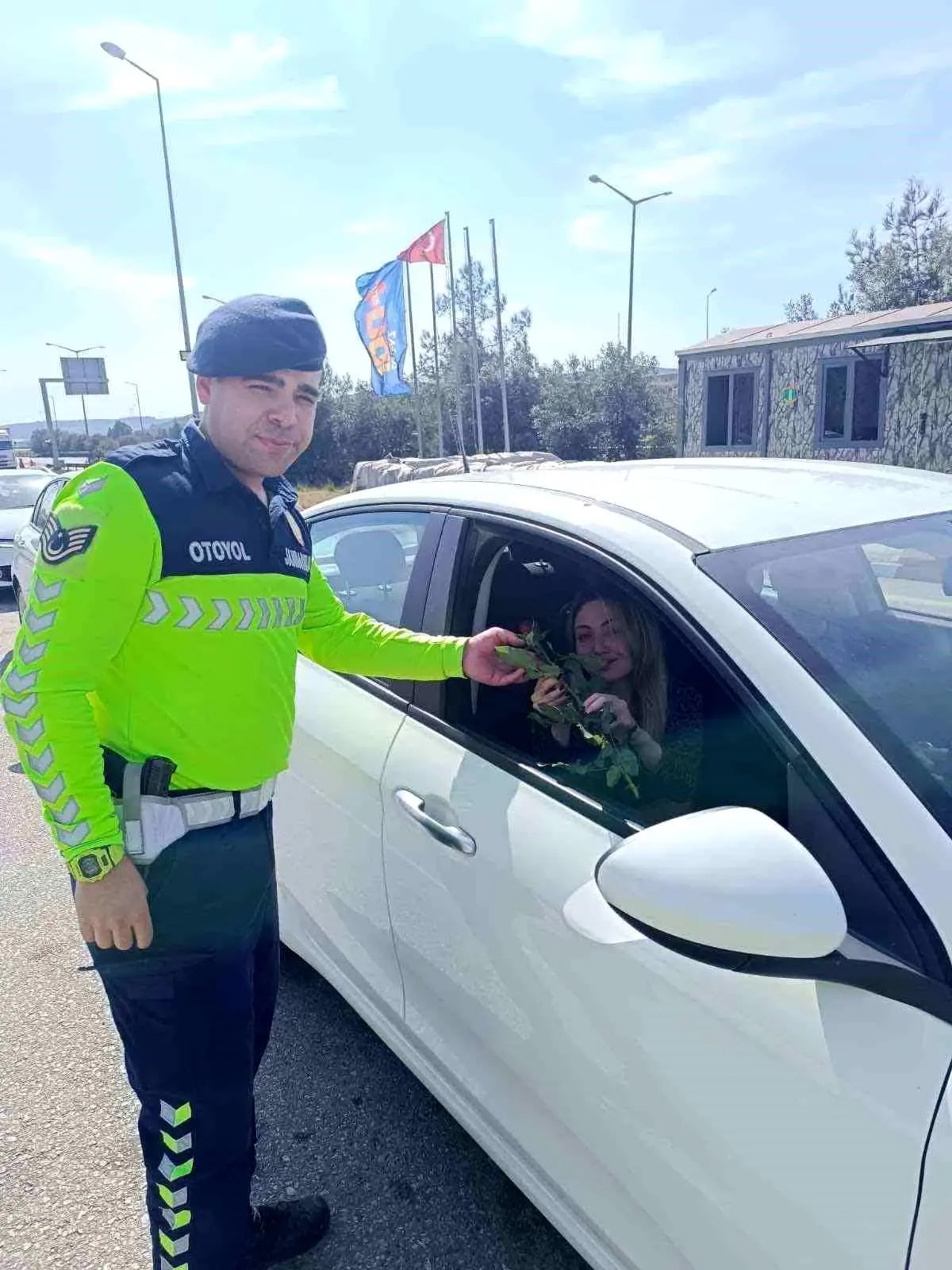 Hatay İl Jandarma Komutanlığı ekipleri, 8 Mart Dünya Kadınlar Günü
