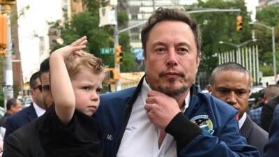 ABD’li milyarder Elon Musk, 14’üncü çocuğuna kavuştu. Neuralink yöneticisi Shivon