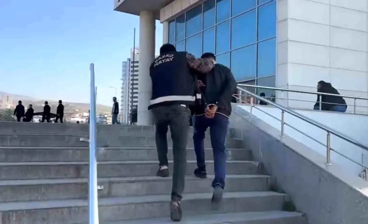 Hatay Emniyet Müdürlüğü ekipleri, uyuşturucu ticaretine karşı mücadelesini aralıksız sürdürüyor.