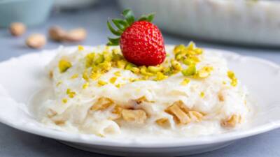 Ramazan ayının en hafif ve zarif tatlılarından biri olan güllaç,