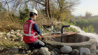 Hatay Büyükşehir Belediyesi (HBB), su iletiminin yetersiz kaldığı bölgelerde çözüm