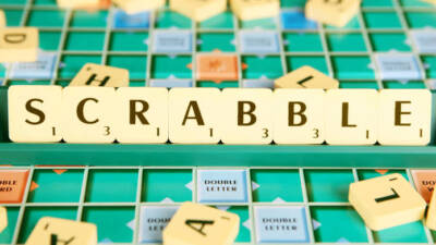 Her yıl 13 Nisan’da kutlanan Scrabble Günü, dünya çapında milyonlarca