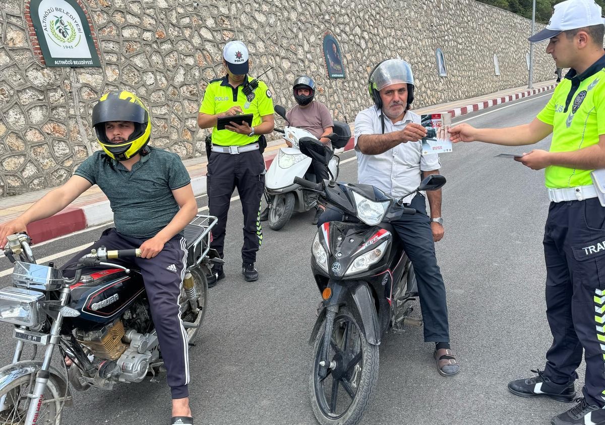 Altınözü İlçe Emniyet Müdürlüğü Trafik Tescil ve Denetleme Büro Amirliği,