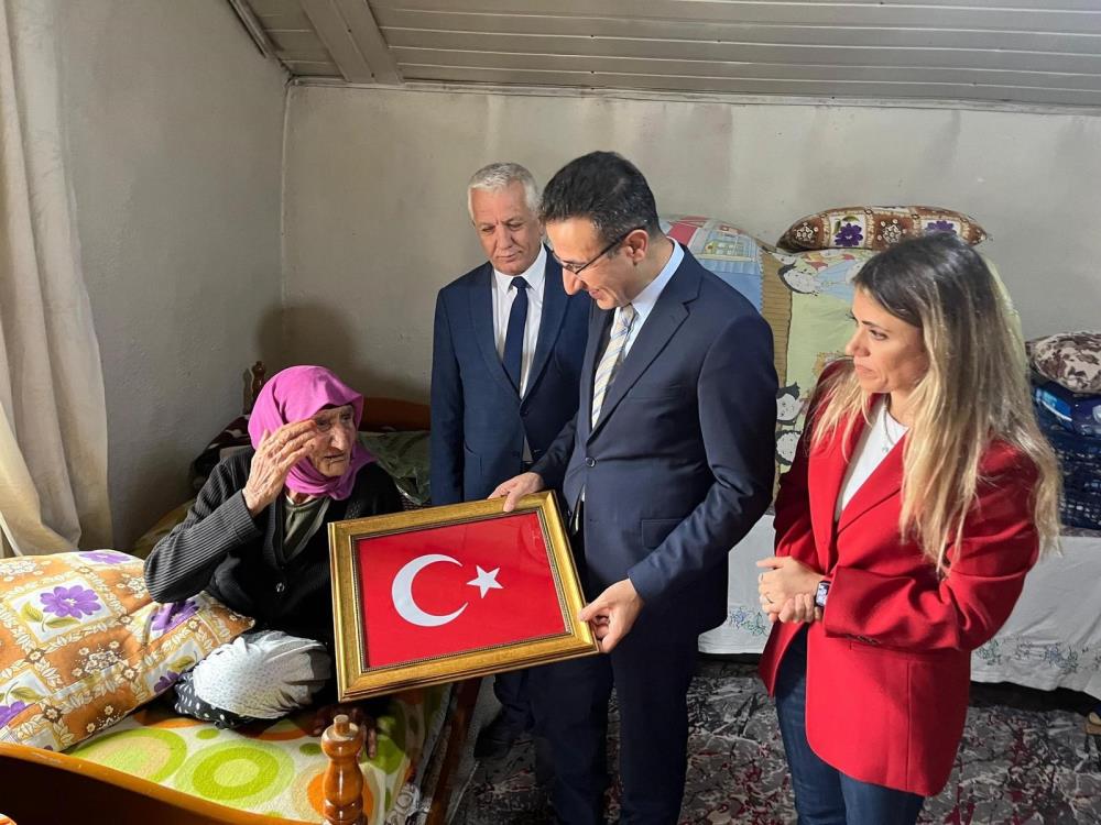 Kırıkhan Kaymakamlığı tarafından başlatılan “Bir Ziyaret, Bin Dua” projesiyle ilçedeki