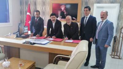 Yayladağlı eğitimci-yazar Ali Mukadder Bilgili adına yapımı tamamlanan okul, Salı