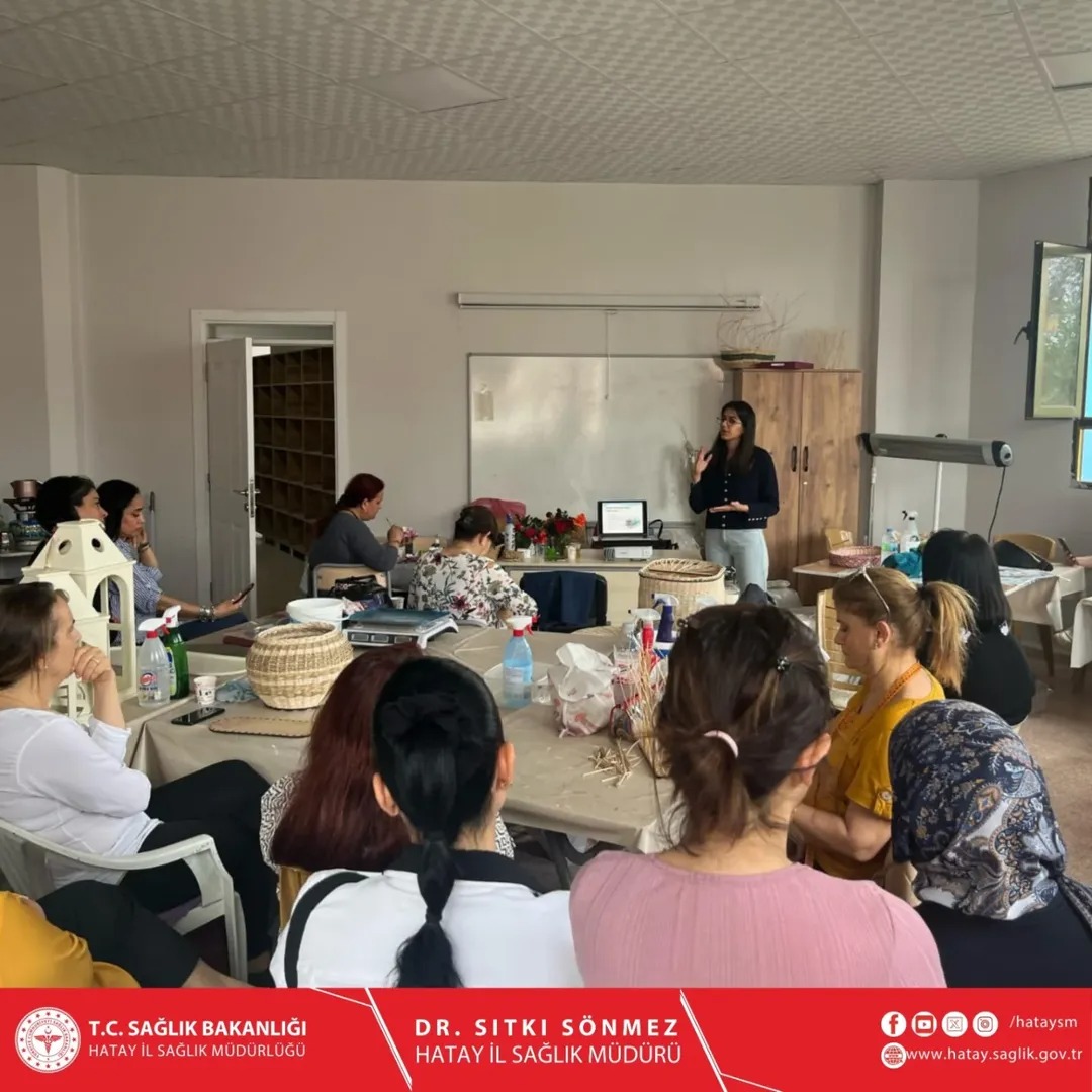 Hatay’ın Arsuz ilçesinde, kadınların üreme sağlığı konusunda bilinçlenmelerini sağlamak amacıyla
