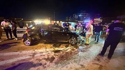 Hatay’ın Antakya ilçesine bağlı Akasya Mahallesi’nde bu sabah saatlerinde meydana