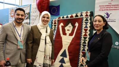 Hatay’ın Payas ilçesinde, 6 Şubat depremlerinin ardından yaşanan acılara rağmen