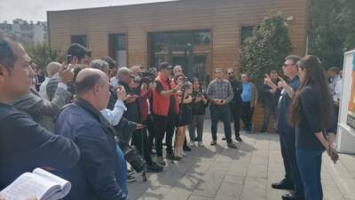 İskenderun’a Halk Ekmek Fabrikası kurulacağı müjdesini veren Belediye Başkanı Mehmet