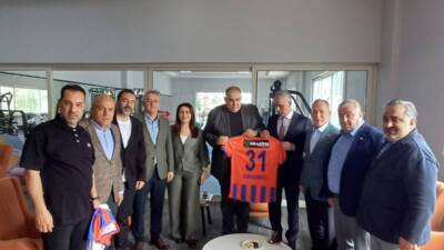 İskenderun Belediyesi, İskenderunspor kulübüne 50 dönüm arsa vererek kulübün tesisleşme