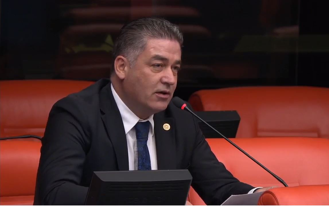 CHP Hatay Milletvekili Servet Mullaoğlu, Altınözü ilçesinde deprem sonrası inşa