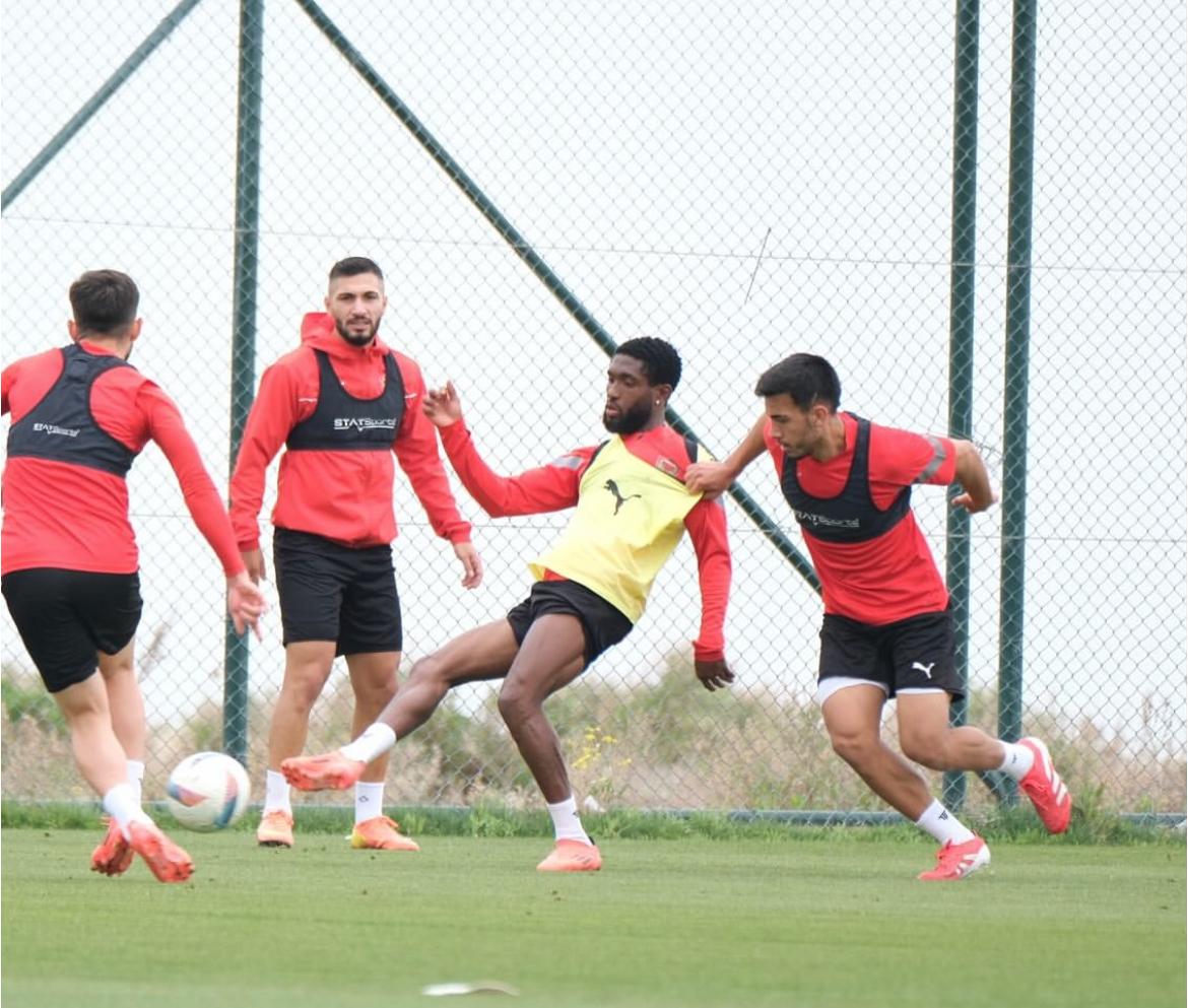 Süper Lig’de kalma savaşı veren Atakaş Hatayspor, sezonun en kritik