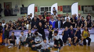 Hatay Büyükşehir Belediyesi Kültür Dairesi’nin düzenlediği “3×3 Tek Pota Basketbol