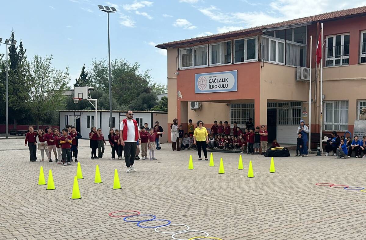 Hatay’ın Payas ilçesinde, Gençlik ve Spor Bakanlığı tarafından başlatılan “Merkezim