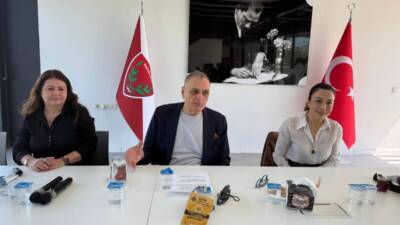 Hatay Öğretmen Akademileri çerçevesinde HTSO ev sahipliğinde düzenlenen “Şehir ve