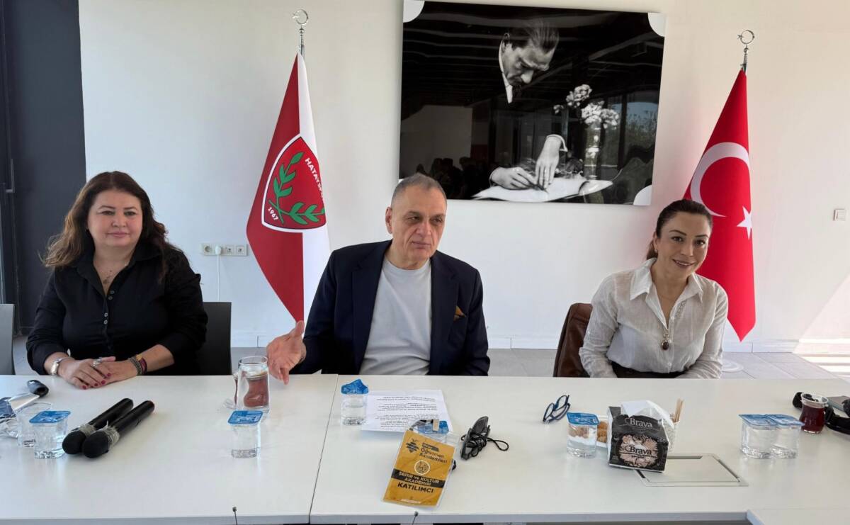 Hatay Öğretmen Akademileri çerçevesinde HTSO ev sahipliğinde düzenlenen “Şehir ve