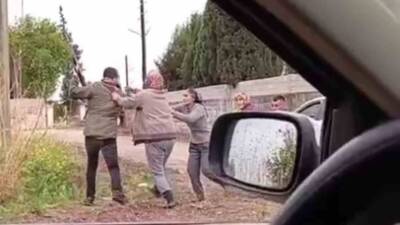 Hatay’ın Kırıkhan ilçesinde daha önce arazi anlaşmazlığı nedeniyle husumetli olan