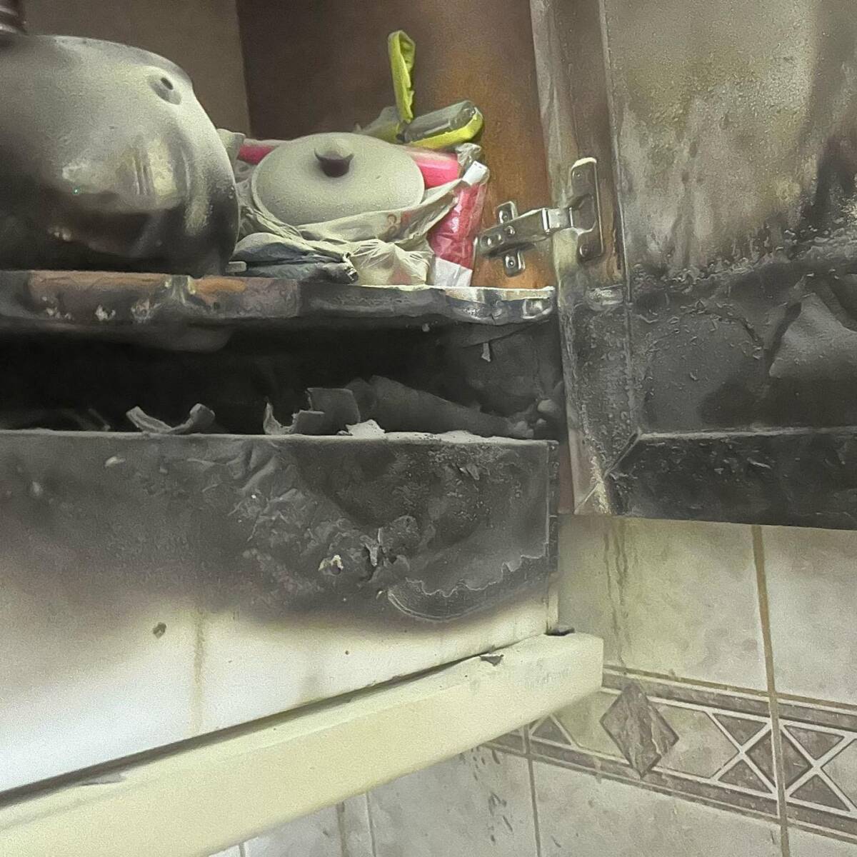 Hatay’ın Antakya ilçesinde yer alan Serinyol Mahallesi’nde bir konutta çıkan