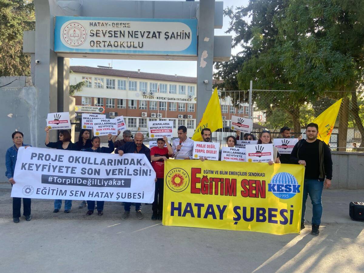 Eğitim Sen, Milli Eğitim Bakanlığı’nın proje okullarına yaptığı öğretmen atamalarına