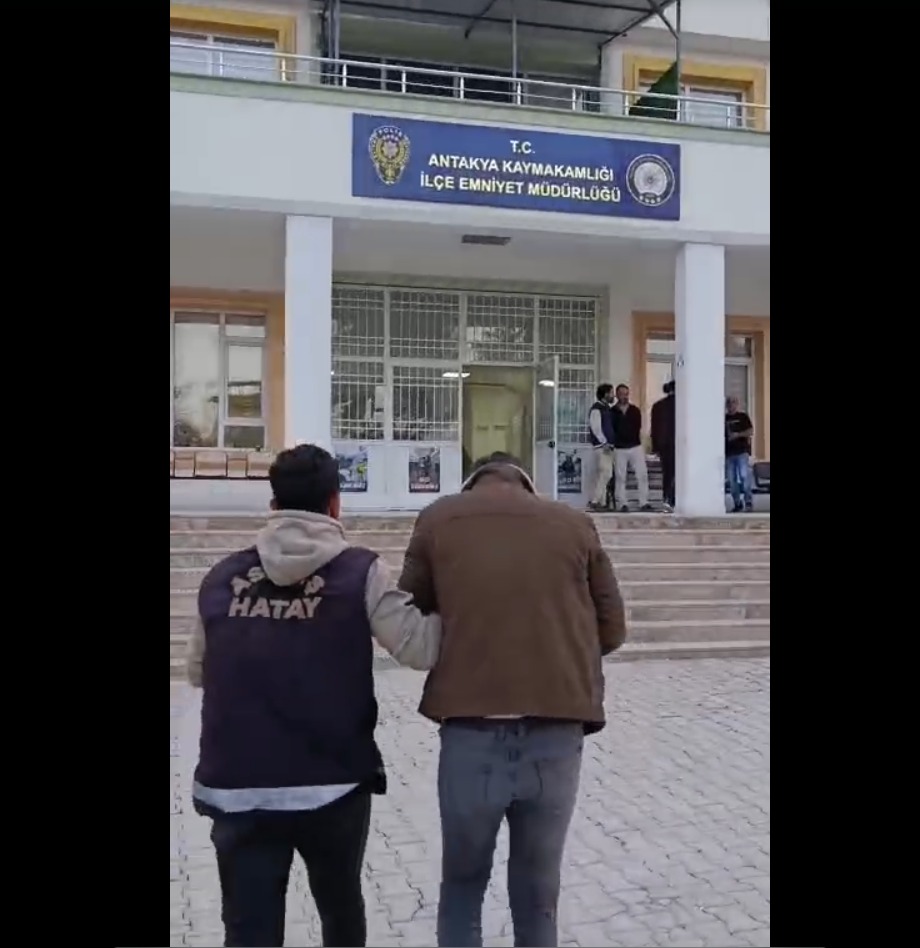 Hatay Emniyet Müdürlüğü tarafından aranan şahısların yakalanmasına yönelik başlatılan çalışmalar