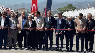 Kırıkhan Belediyesi tarafından bu yıl ikincisi düzenlenen Kitap Fuarı, kültürel