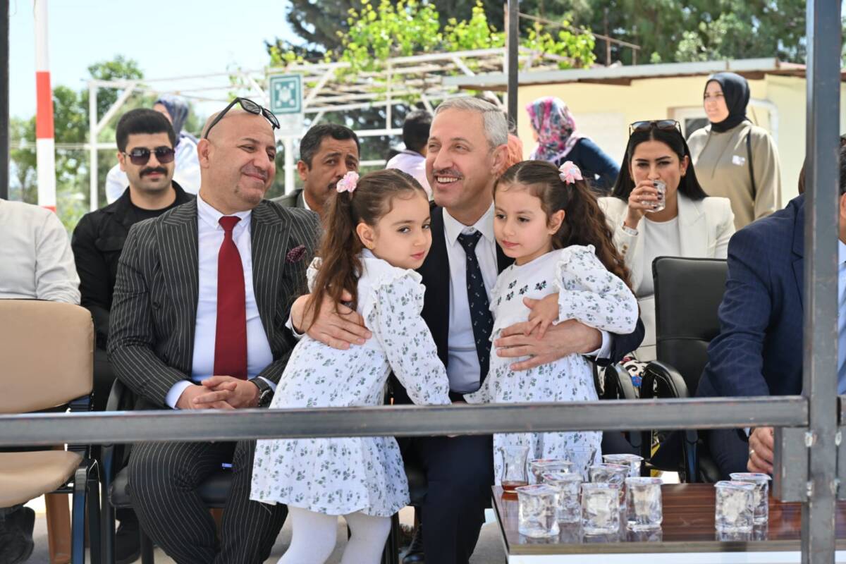 HMKÜ Üniversite Rektörü Prof. Dr. Veysel Eren, memleketi Gökçegöz Mahallesi’nde