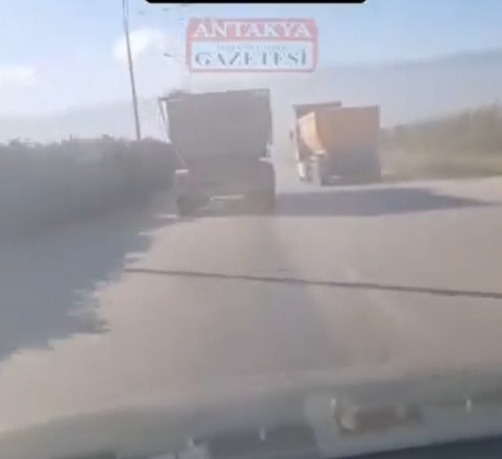 Antakya’da trafikte adeta terör estiren kum yüklü kamyonlar, sürücüler ve