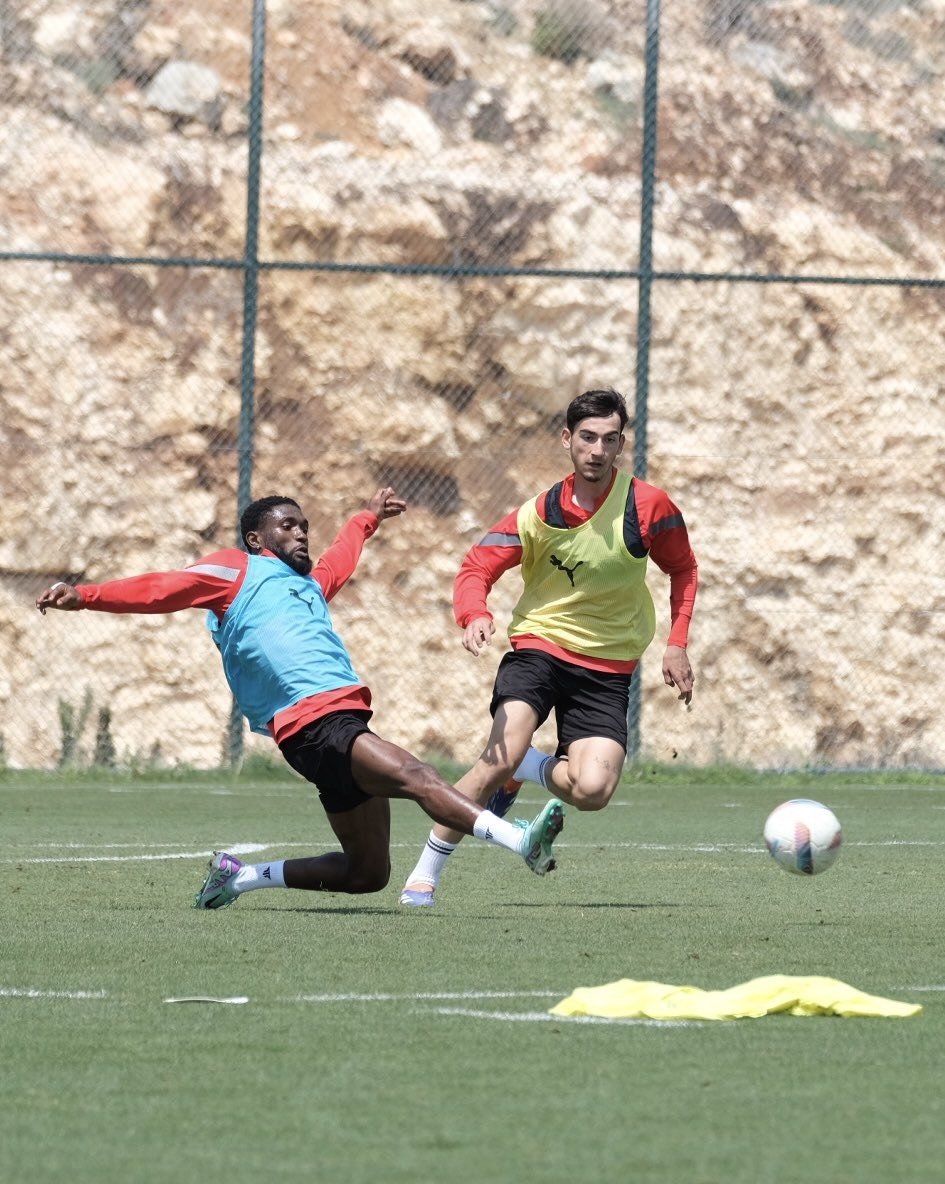 Konyaspor karşısında aldığı yenilgiyle kümede kalma umutlarını iyice zora sokan
