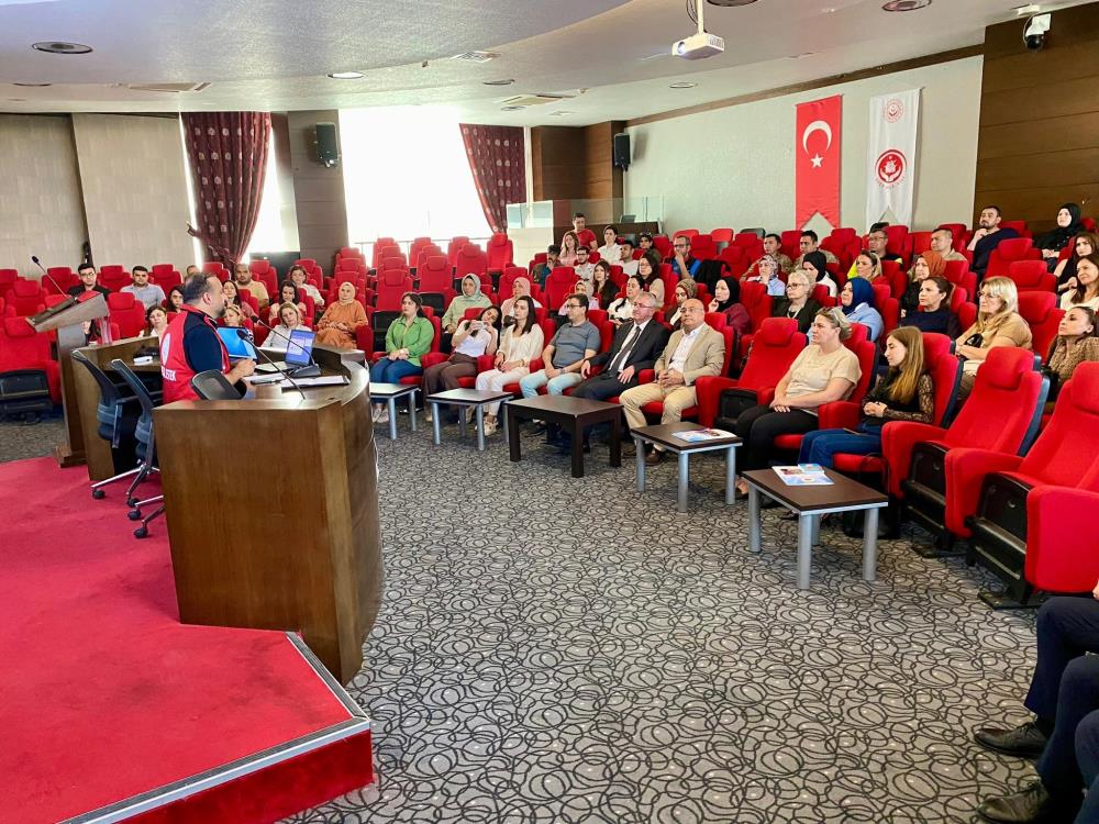 Hatay’ın İskenderun ilçesinde, Türkiye genelinde 2025 yılı ‘Aile Yılı’ olarak