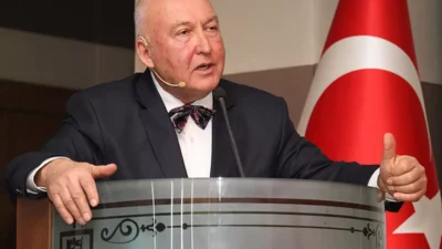 İstanbul’da meydana gelen 6,2 büyüklüğündeki depremin ardından vatandaşlar arasında endişe