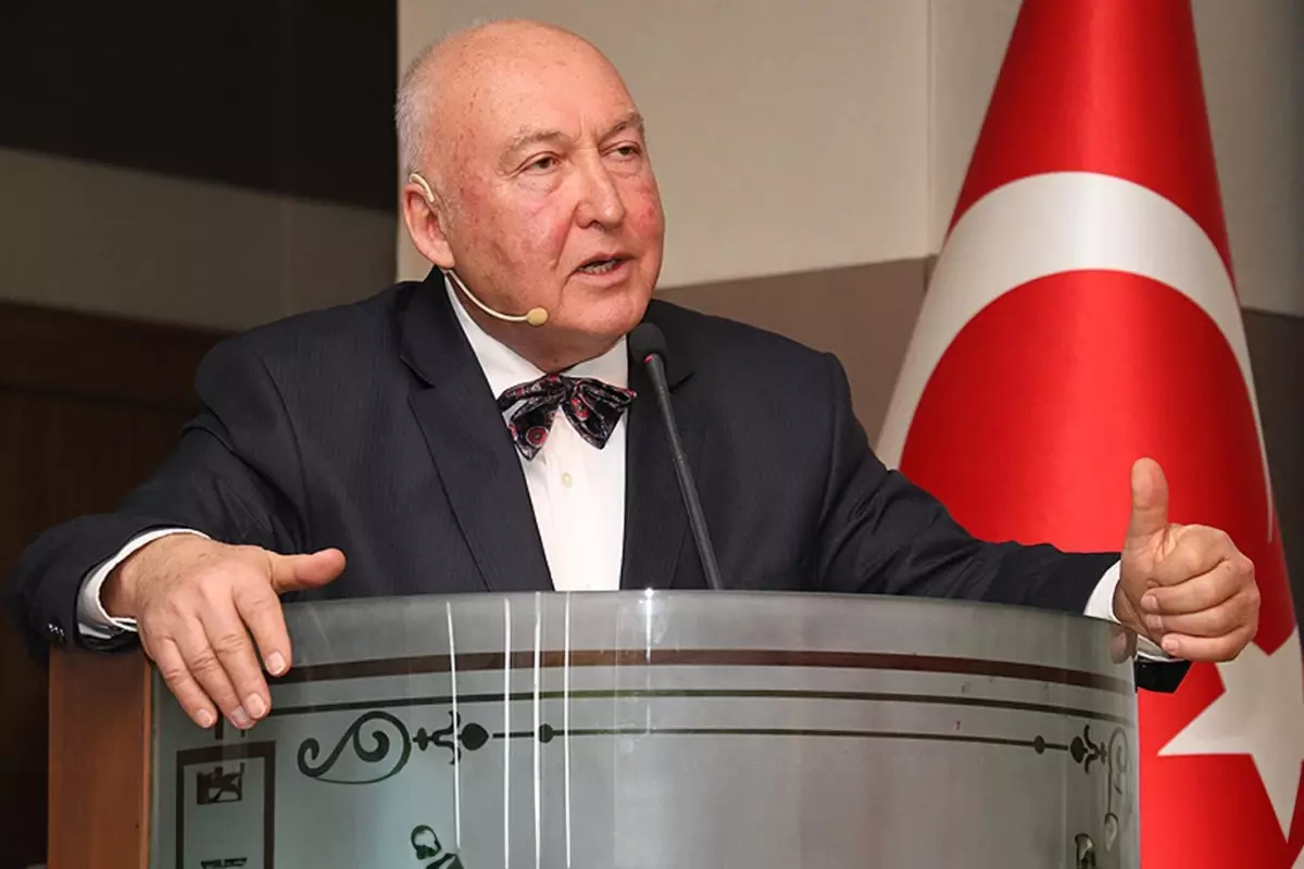 İstanbul’da meydana gelen 6,2 büyüklüğündeki depremin ardından vatandaşlar arasında endişe