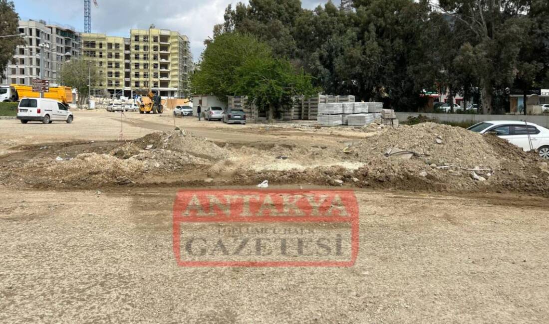 Hatay'ın Defne ilçesine bağlı Armutlu Mahallesi Kavşağı’nda kaydedilen görüntüler, kentin
