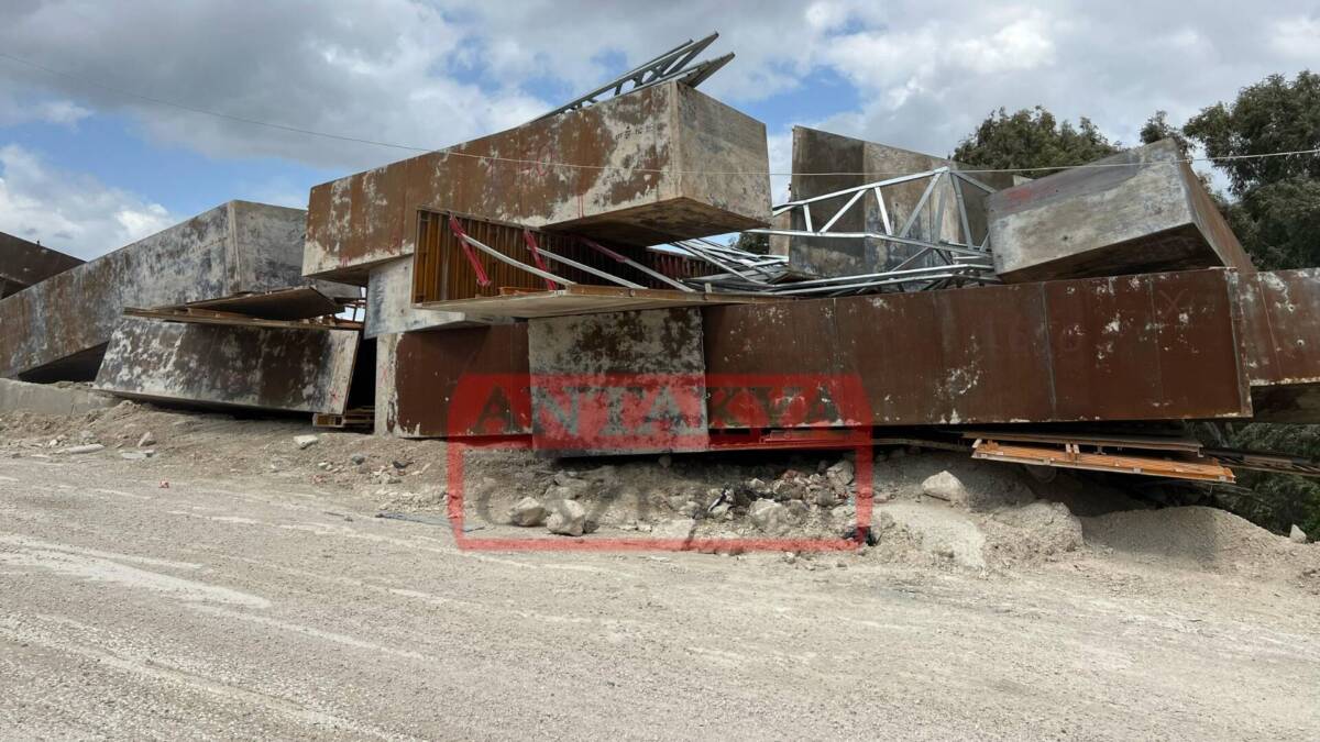 Hatay’ın Defne ilçesinde Mehmet Yeloğlu Köprüsü’nden Eski Kapalı Spor Salonu’na