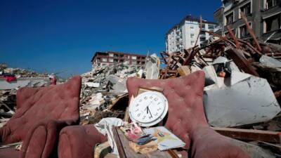 1999’dan bu yana toplanan deprem vergisi milyarlarca liraya ulaşmasına rağmen,