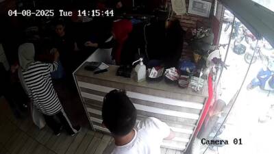 Hatay’ın Dörtyol ilçesinde bir dönerciye gelen kadın, 440 TL’lik döner