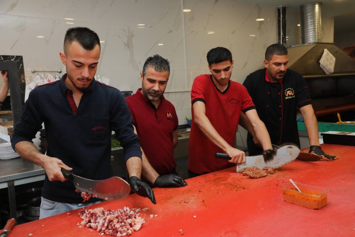 Hatay Büyükşehir Belediyesi (HBB), istihdamı artırmak ve yerel iş gücü