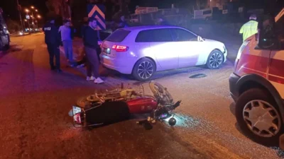 Hatay’ın Belen ilçesinde otomobil ile motosikletin çarpışması sonucu meydana gelen
