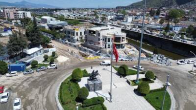 Hatay’ı derinden sarsan 6 Şubat depremlerinde yerle bir olan tarihi