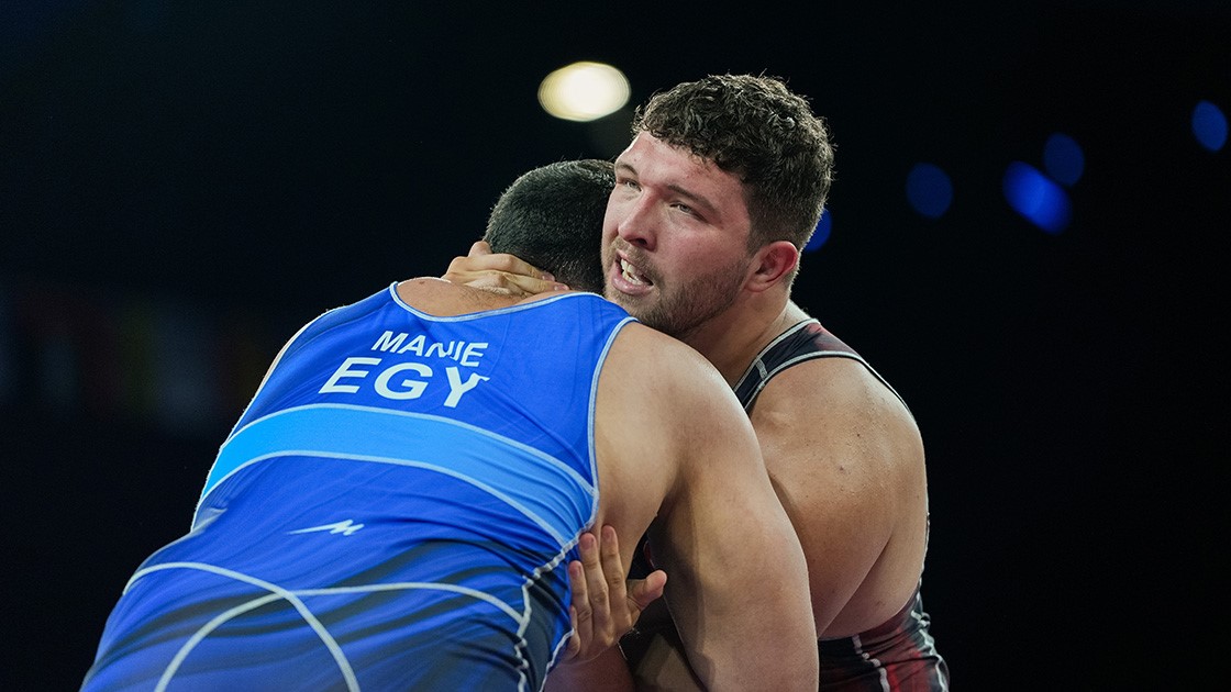 Slovakya’nın başkenti Bratislava’da düzenlenen Avrupa Güreş Şampiyonası’nda mindere çıkan milli