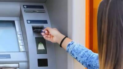 20 bin TL’nin altındaki nakit çekimlerin sadece ATM’lerden yapılabileceği yönündeki