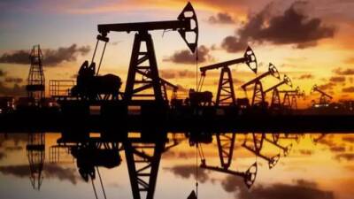 Küresel piyasalarda brent petrol fiyatı, Ağustos 2021’den bu yana ilk