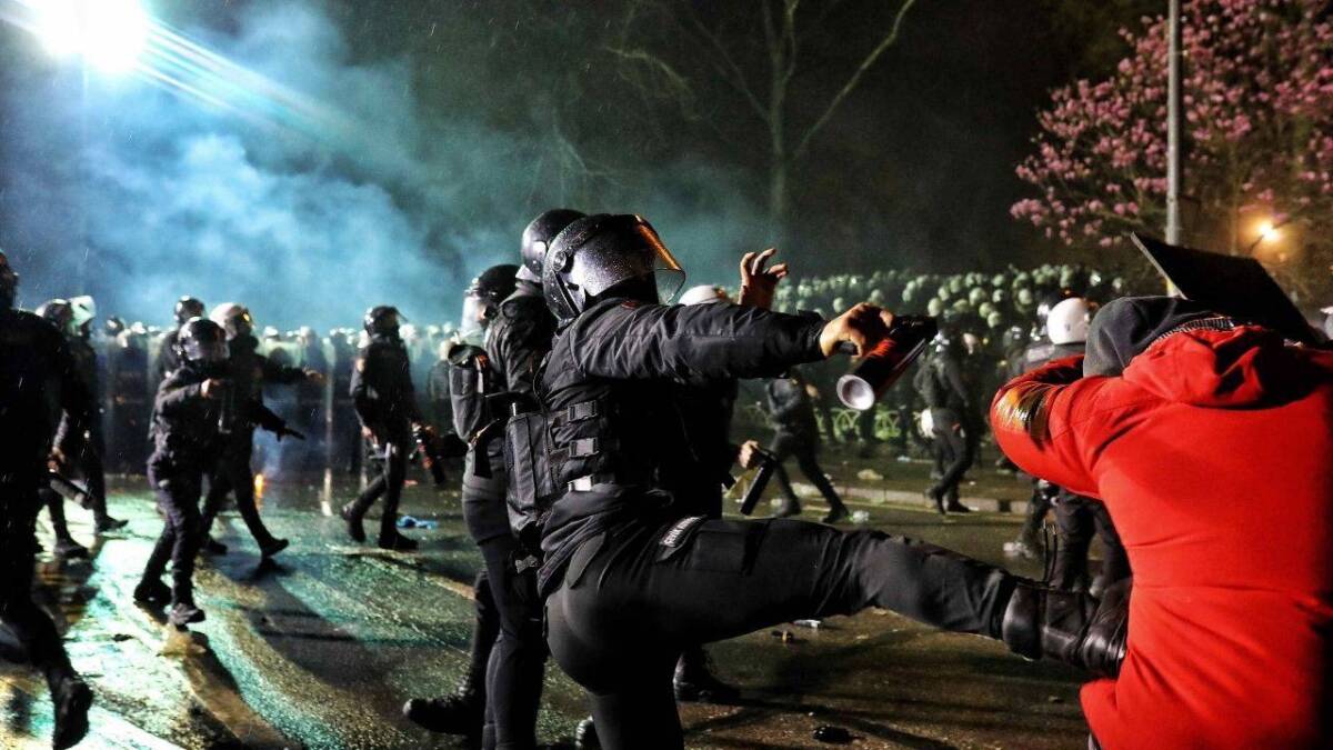 İBB Başkanı Ekrem İmamoğlu’nun gözaltına alınmasının ardından başlayan protesto dalgası