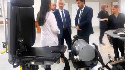 Rektör Prof. Dr. Veysel Eren, Tayfur Sökmen Kampüsü’nde yer alan