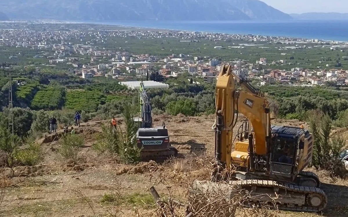 Çevre, Şehircilik ve İklim Değişikliği Bakanı Murat Kurum, TV100 ekranlarında