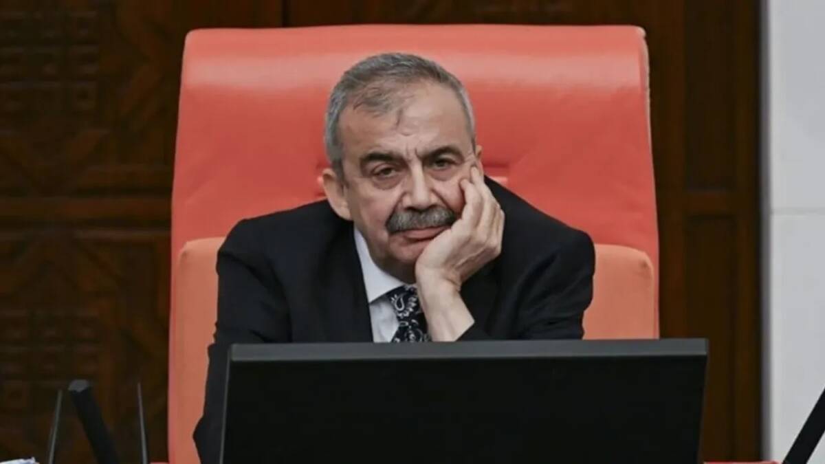 Kalp ameliyatı geçiren DEM Parti Milletvekili Sırrı Süreyya Önder, yoğun