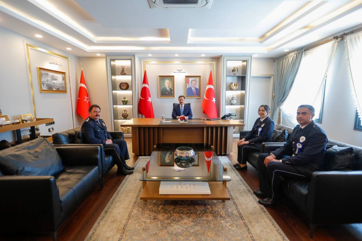 Hatay Valisi Mustafa Masatlı, Polis Haftası dolayısıyla İl Emniyet Müdürü